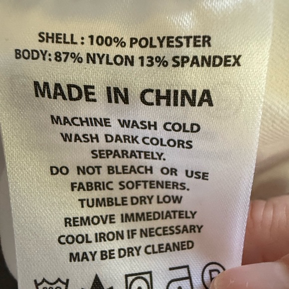 Foot Joy Women”s Insulated Blue and White Vest. Size Medium - Picture 10 of 10